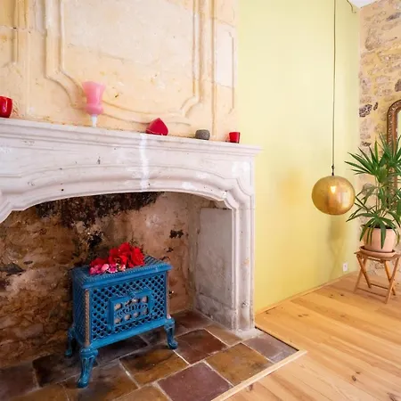 לינה וארוחת בוקר La Maison Magique