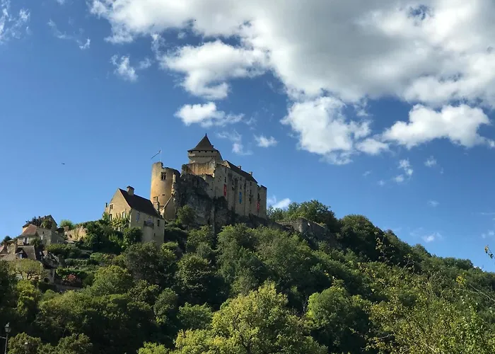 La Maison Magique فندق مبيت وإفطار