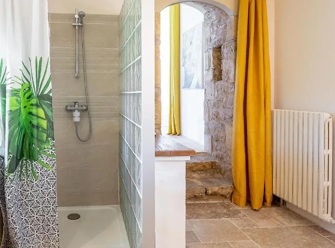 La Maison Magique فندق مبيت وإفطار Saint-Chamassy