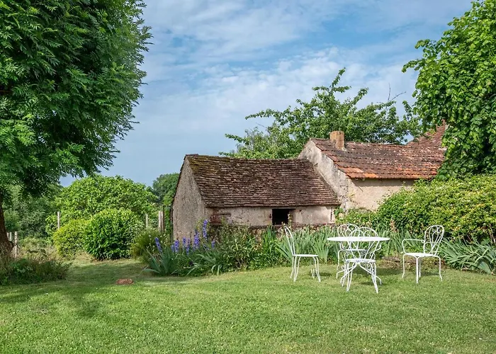 La Maison Magique فندق مبيت وإفطار Saint-Chamassy